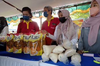 Disdag Mataram menyiapkan minyak goreng di pasar murah jelang puasa