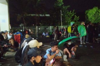 Penonton MotoGP Mandalika telantar sampai tengah malam tak ada bus jemputan