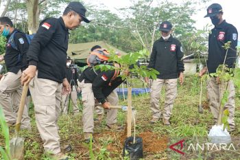 Bimtek dan penanaman pohon peringati  HUT Tagana di HSS