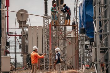 PLN: Beban puncak listrik kian meningkat di wilayah Jawa-Bali