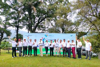 Bank Nagari gelar perlombaan golf bersama mitra