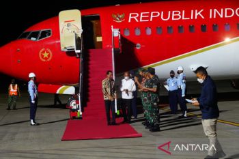 Presiden Jokowi tiba di Kupang