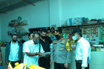 Polisi cek stok minyak goreng di Lombok Tengah