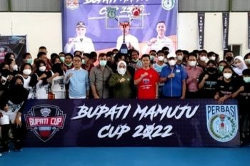 26 tim berlaga di turnamen basket Bupati Mamuju Cup 2022