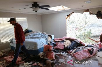 Tornado terjang Houston, Texas, 100 rumah rusak