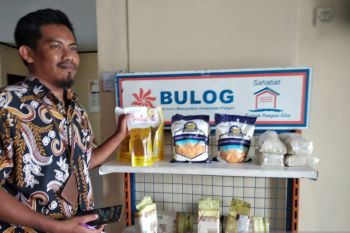 Bulog jamin stok pangan di Mamuju aman hingga Idul Fitri 1443 H