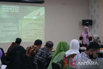 Pemkot Padang Panjang jaring isu lingkungan melaluiFGD