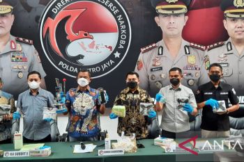 Polisi tangkap 31 tersangka penyalahgunaan narkoba dan sita 26,4 kilogram sabu