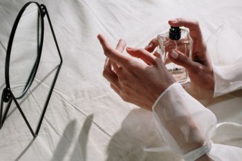 Tips memilih dan  mengaplikasikan parfum