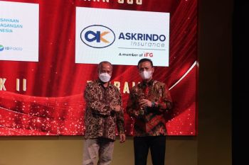 Askrindo, penghargaan GCG Terbaik dan The Best Marketing