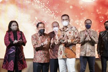 Dirut Pupuk Kaltim Rahmad Pribadi jadi CEO Terbaik di Anugerah BUMN 2022
