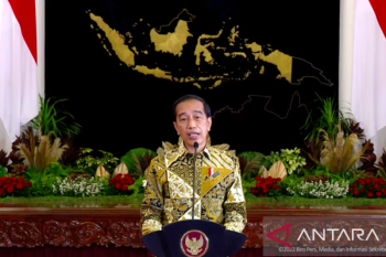 Presiden Jokowi menargetkan 20 juta UMKM masuk toko daring pada 2022