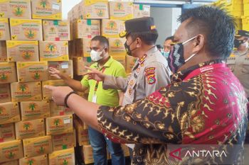 Kapolda NTB doakan stok dan harga minyak goreng lancar