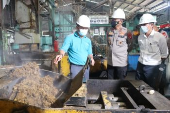 Kapolda Kalteng berharap produksi minyak goreng mampu penuhi kebutuhan