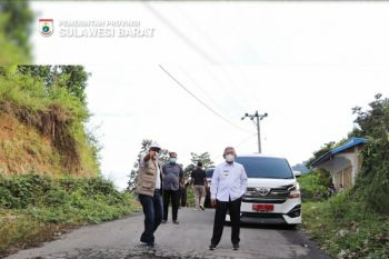 Gubernur dorong percepat pembangunan jalan ke pelosok Sulbar