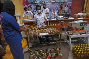 Pemalsuan Minyak Goreng Kemasan