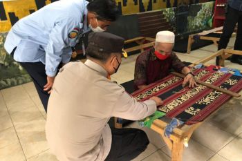 Lapas Rajabasa buka pameran produk karya warga binaan