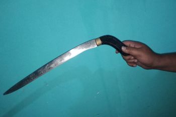 Polres Tomohon amankan pelaku pemukulan dan pengancaman dengan Sajam