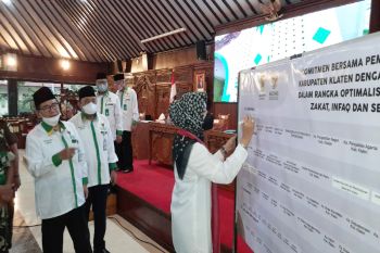 Para pejabat Klaten berkomitmen jadi muzaki