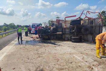 Kecelakaan di Tol Lampung Selatan, satu korban tewas