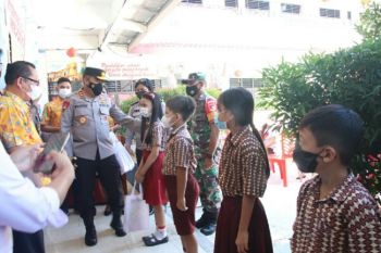 Kapolda Sulut berharap akselerasi vaksinasi  terus dilaksanakan