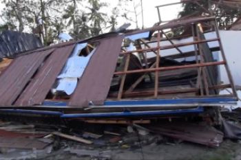 Ratusan rumah warga rusak diterjang puting beliung