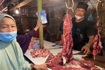 Harga daging sapi di Palembang Rp150.000 per kilogram
