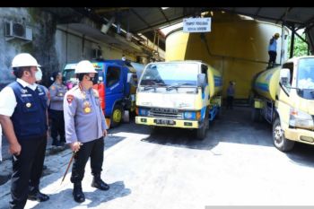 Kapolri minta pabrik minyak goreng di Palembang tingkatkan produksi