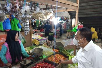 Stok sembako di Surabaya aman jelang Ramadhan