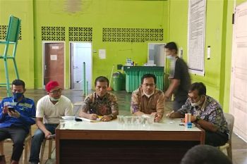 Semen Padang Gelar Kejuaraan Bulu Tangkis Antar Kelurahan, Delapan Tim Perebutkan Hadiah Total 10 Juta