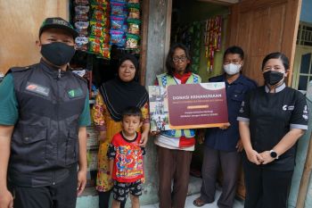Dompet Dhuafa bersama Imperial Kitchen &amp; Dimsum bantu disabilitas
