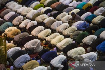 Shalat tarawih di Banjarmasin