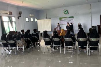 Mahasiswa Politeknik Pusmanu dilatih susun laporan keuangan  UMKM