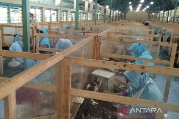 Pemkab pastikan semua perusahaan di Kudus bayar upah sesuai UMK 2022