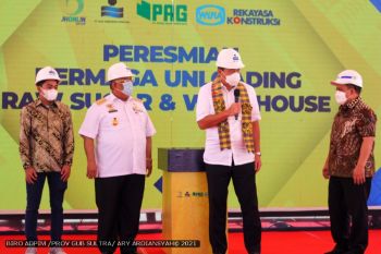 Mendag resmikan dermaga bongkar muat kawasan pabrik gula di Bombana Sultra