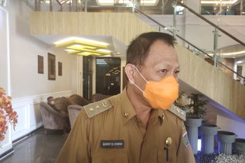 Pejabat publik dilarang gelar buka puasa bersama
