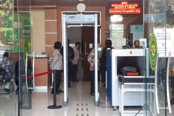 Hakim vonis Munarman 3 tahun penjara dalam perkara tindak pidana terorisme