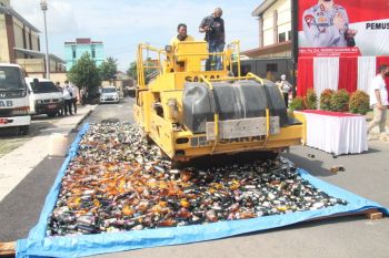 Polda Lampung musnahkan ratusan kilogram sabu dan ganja