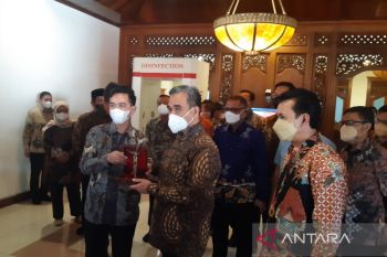 Temui Gibran, Wakil Ketua MPR bahas politik
