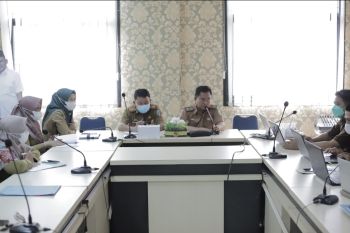 Evaluasi pengisian aplikasi KLA kabupaten layak anak di Pringsewu