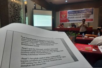 Media massa berperan wujudkan keterbukaan informasi publik di Papua