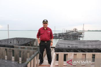 DKP ingatkan warga jangan buang sampah di laut