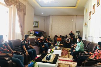 Pemuda Pancasila datangi Bupati Siak, pertanyakan kelangkaan solar dan minyak goreng