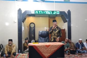 Bupati Pesisir Selatan ajak warga bangun daerah dan hargai perbedaan