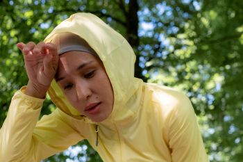 Latihan dengan gerakan ringan direkomendasikan selama Ramadhan