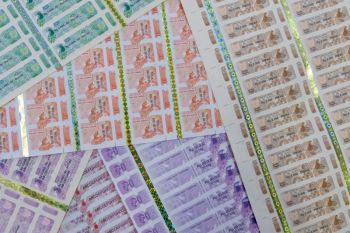 Peruri cetak pita cukai dengan TKDN  100 persen