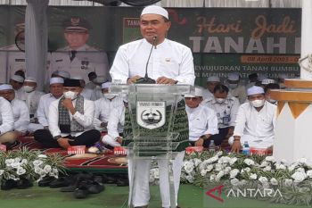 Bupati Tanah Bumbu minta masyarakat ikut sukseskan program serambi Madinah