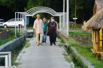 Kementerian ESDM menyiapkan bantuan untuk desa wisata di Lombok Barat