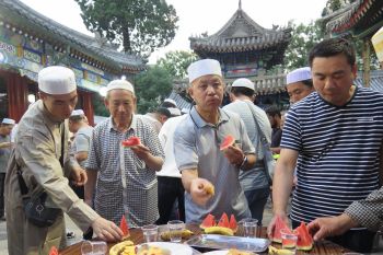 Hikmah Ramadhan untuk kaum minoritas di China
