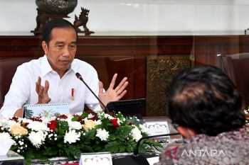 Presiden Jokowi mengundang penjabat kepala daerah ke Istana